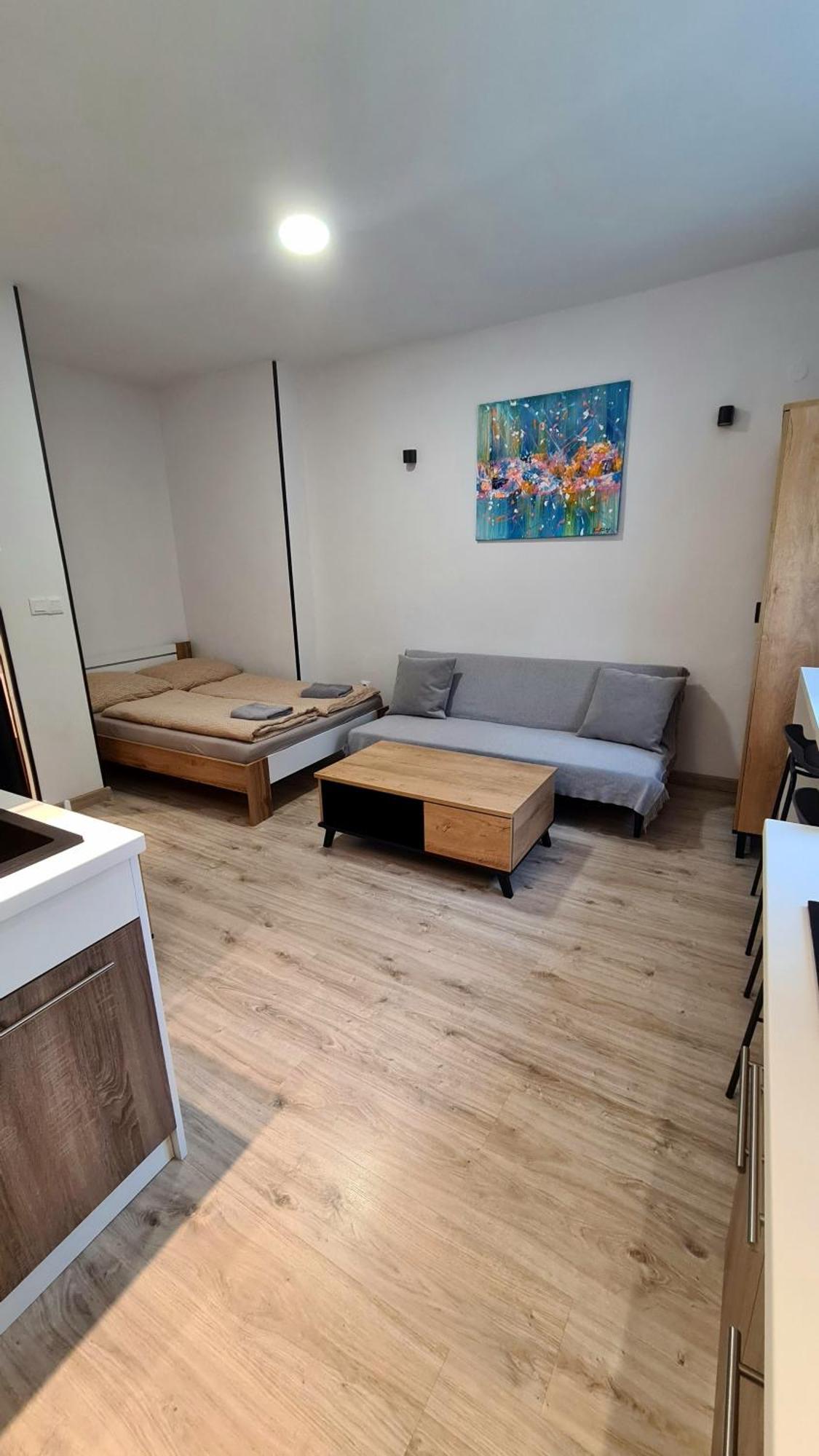 Apartman Bb-Centrum2 Banska Bystrica Luaran gambar
