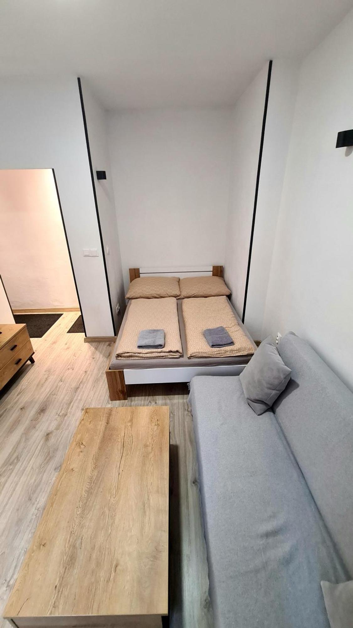 Apartman Bb-Centrum2 Banska Bystrica Luaran gambar